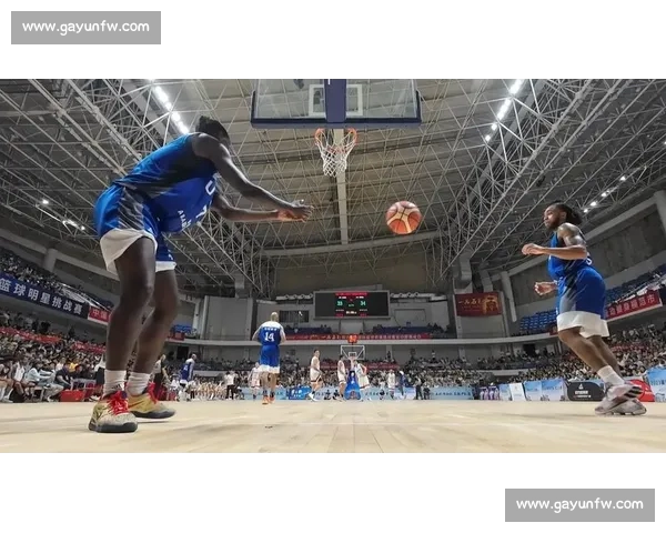 高清篮球赛事直播APP免费下载随时掌握赛场精彩瞬间实时观看体验 - 副本 (8)